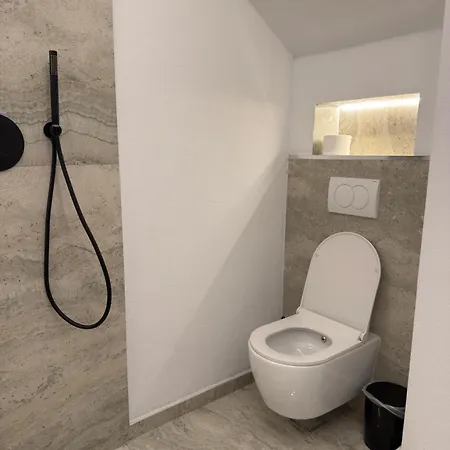 Ξενοδοχείο Kulla Emini 2025 *