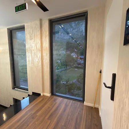 Kulla Emini 2025 Ξενοδοχείο