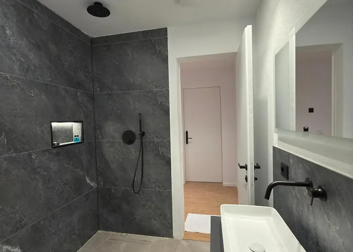 Kulla Emini 2025 * Valbone