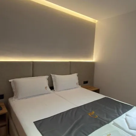 酒店 Kulla Emini 2025 瓦勒博内