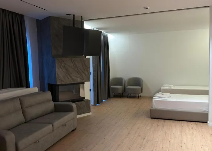 Hotel Kulla Emini 2025